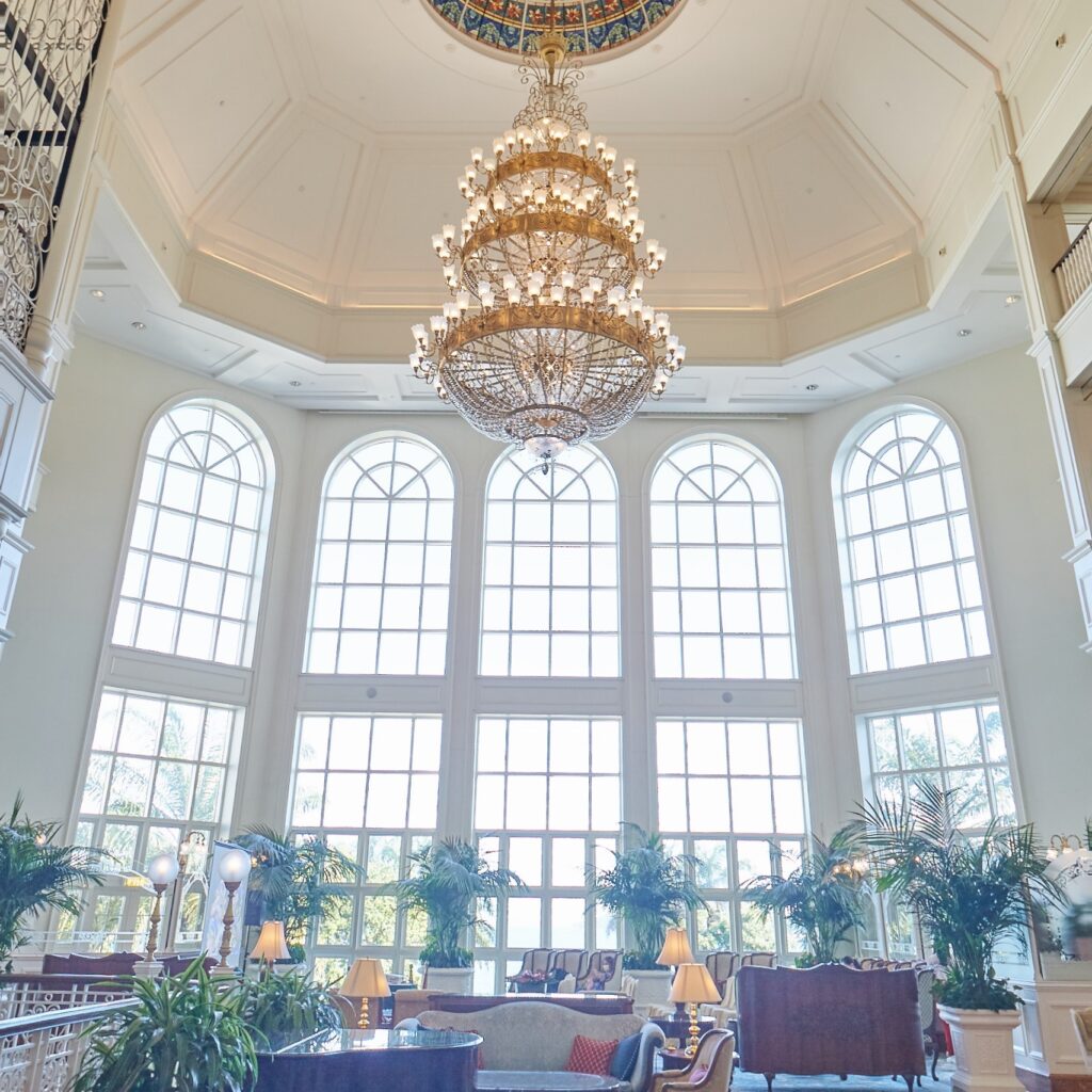 โรงแรม Hong Kong Disneyland Hotel