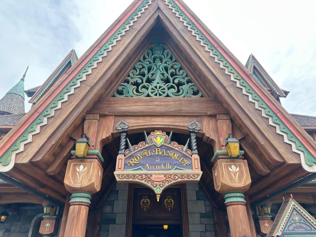 รีวิวร้าน Royal Banquet of Arendelle ในแฟนตาซีสปริง l โตเกียวดิสนีย์ซี